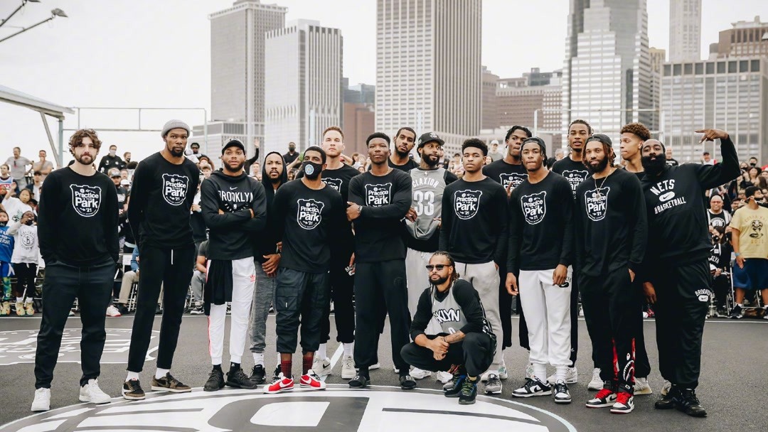 意甲半场：内雷斯双响，那不勒斯3-0亚特兰大