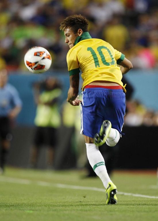 《inZOI》发布紧急补丁回滚部分模块版本至10月份