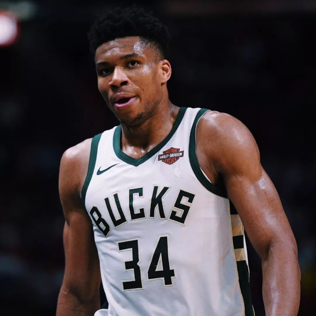 解析为什么顶级游击手的传球臂力决定了内野防线高度